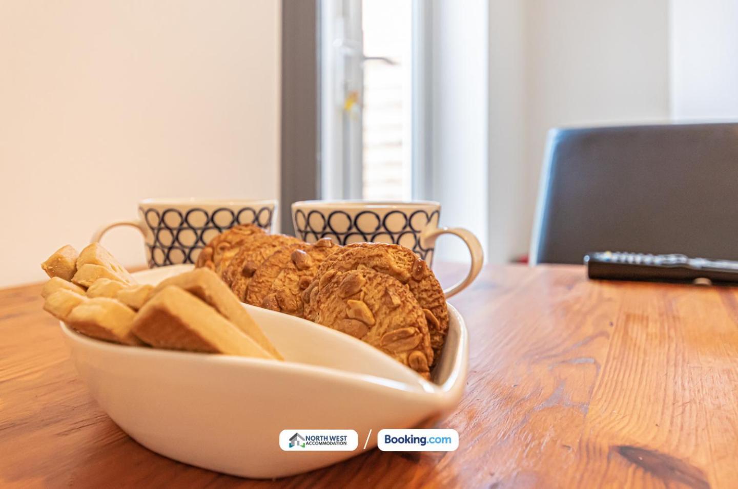 Modern 3Br House In Ince Ideal For Contractors & Long Stays 위건 외부 사진