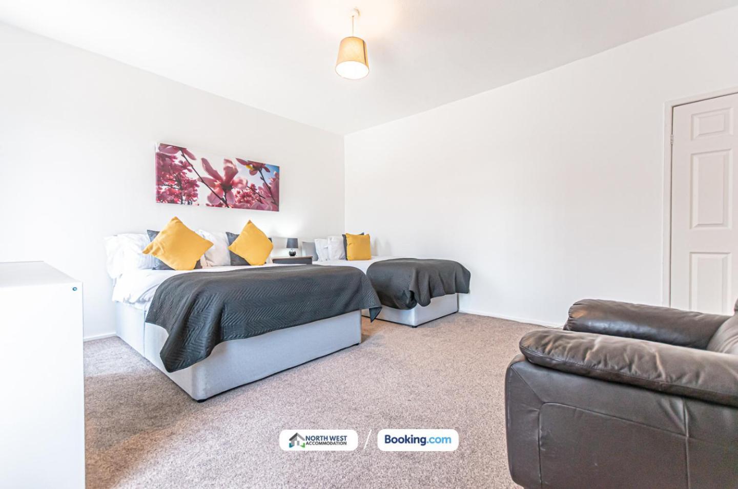 Modern 3Br House In Ince Ideal For Contractors & Long Stays 위건 외부 사진